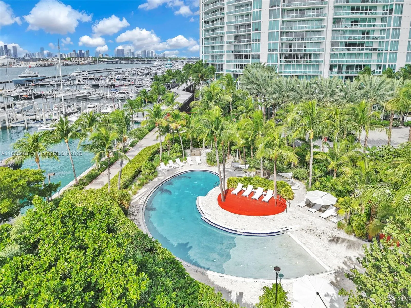 1000 S Pointe Dr # 1706, Miami Beach FL 33139