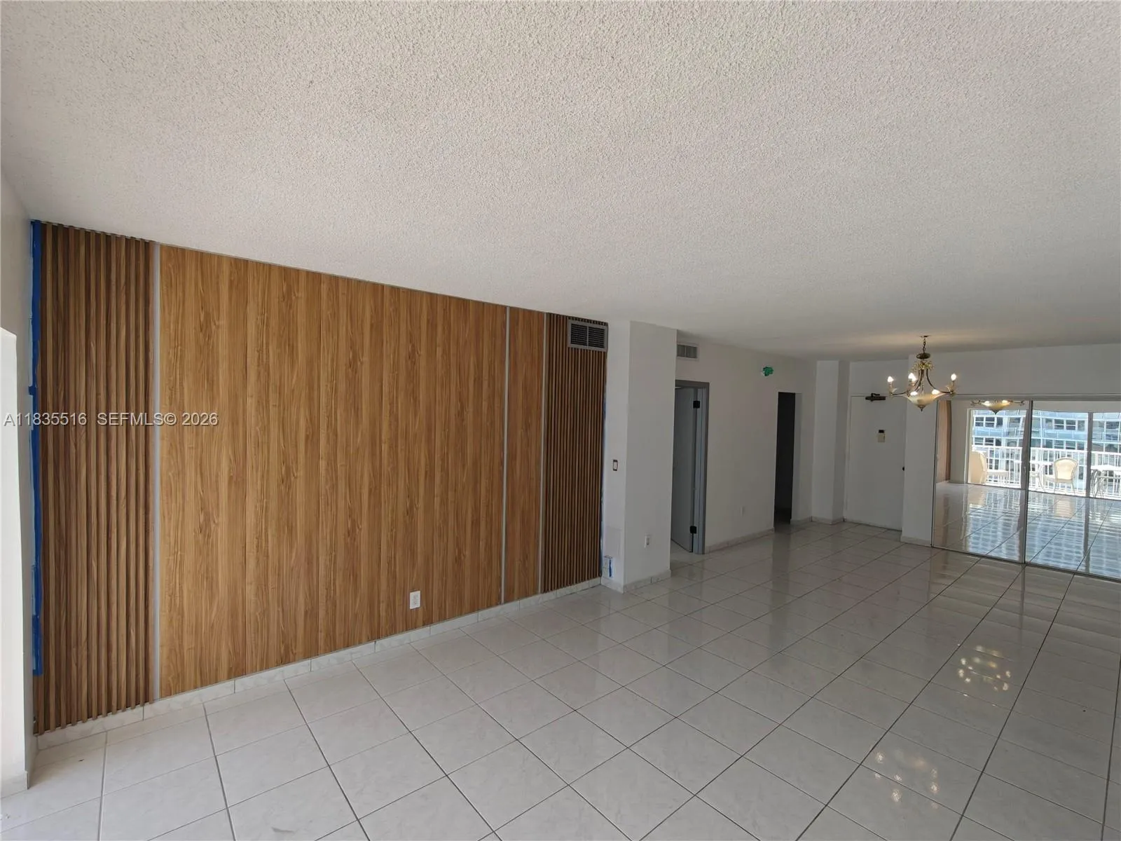 1980 S Ocean Dr # 15C, Hallandale Beach FL 33009