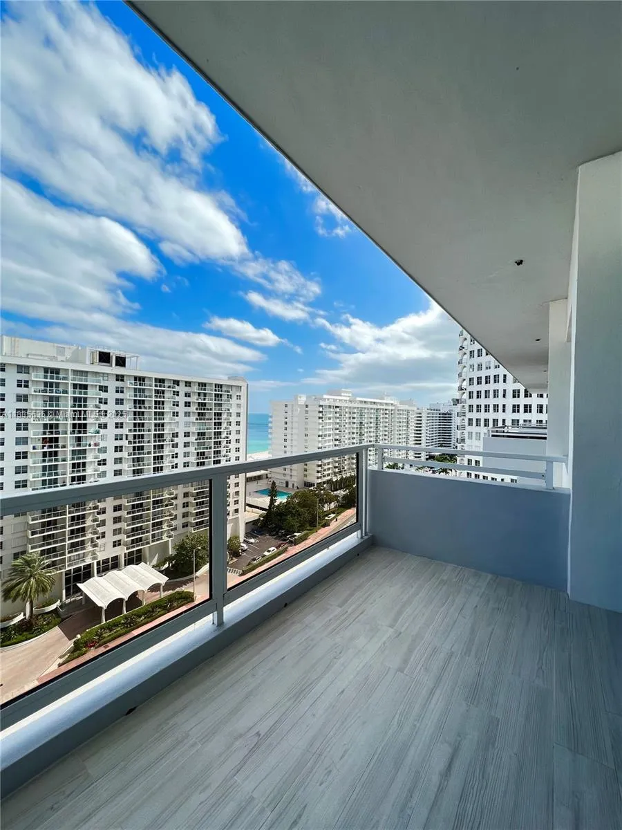 5700 Collins Ave # 16B, Miami Beach FL 33140