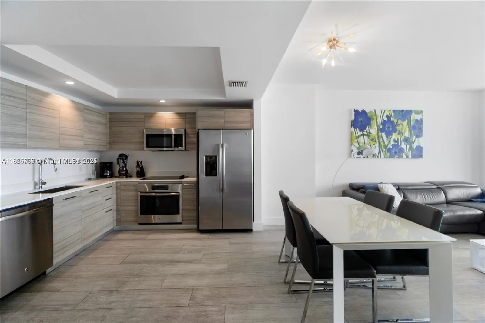 121 NE 34th St # 3012, Miami FL 33137