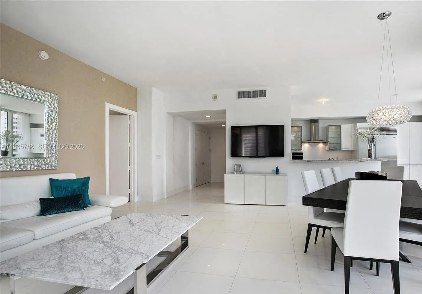 4100 Island Blvd # 701, Aventura FL 33160
