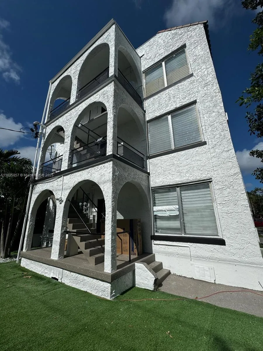 444 Ponce De Leon Blvd, Coral Gables FL 33134