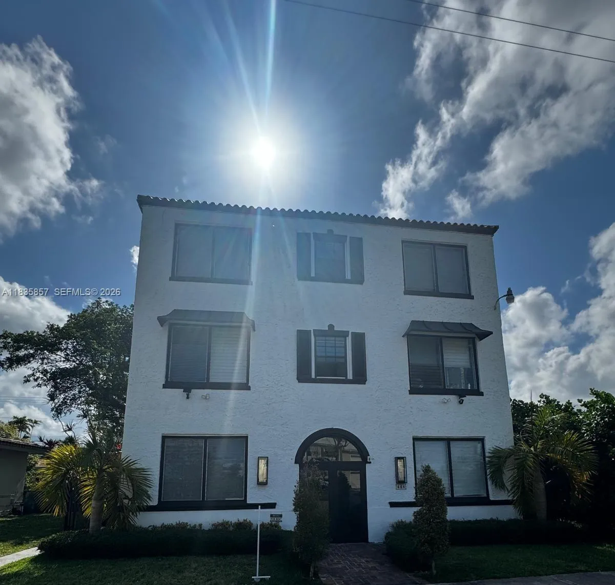 1 bedroom 1 bath for rent at 444 Ponce De Leon Blvd # 7, Coral Gables FL 33134
