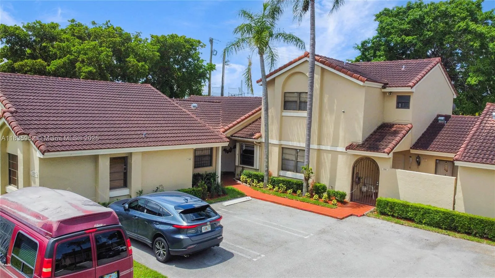 17012 NW 66th Ct, Hialeah FL 33015