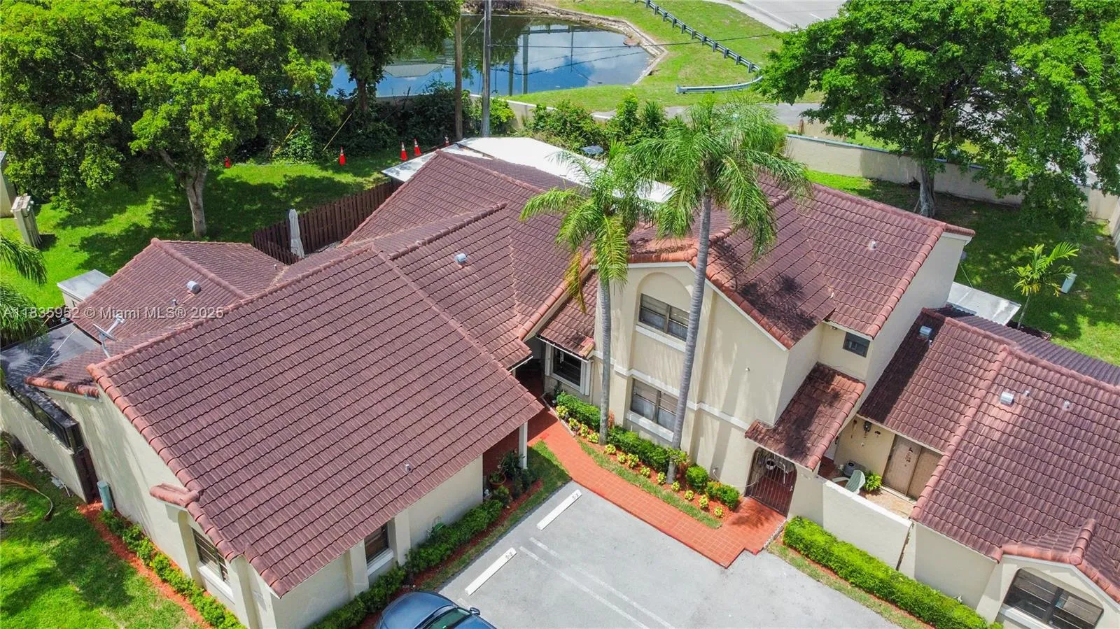 17012 NW 66th Ct, Hialeah FL 33015