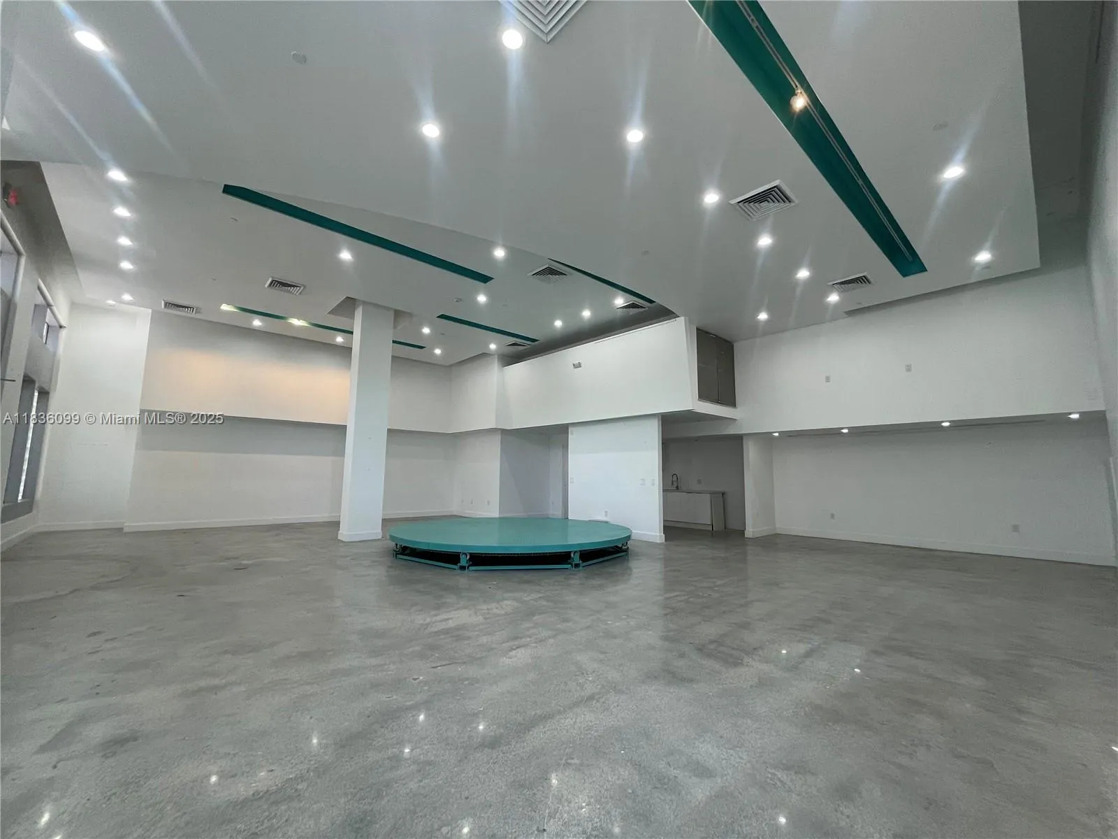 1451 Ocean Dr # 104, Miami Beach FL 33139