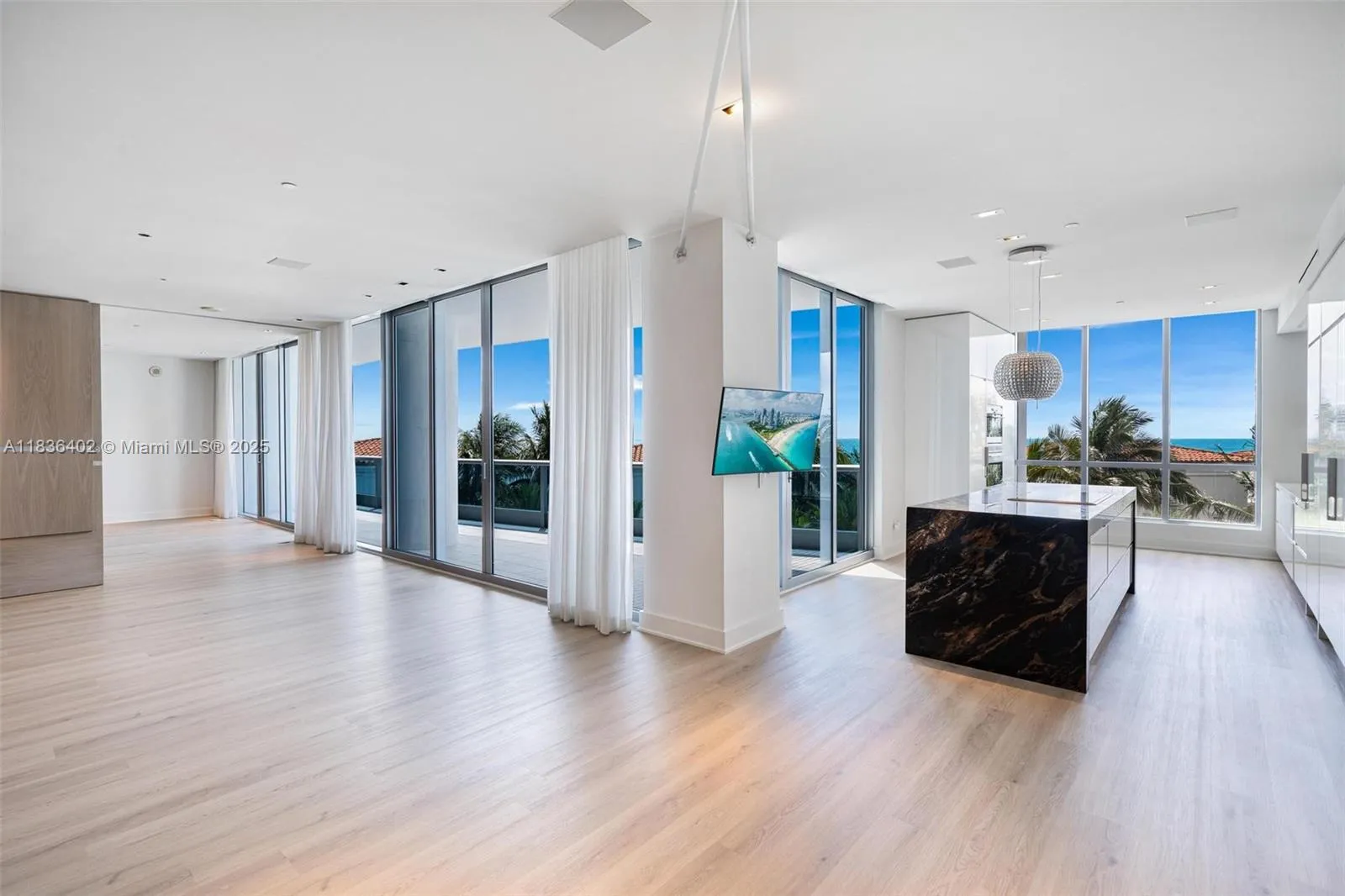 5959 Collins Ave # 705, Miami Beach FL 33140