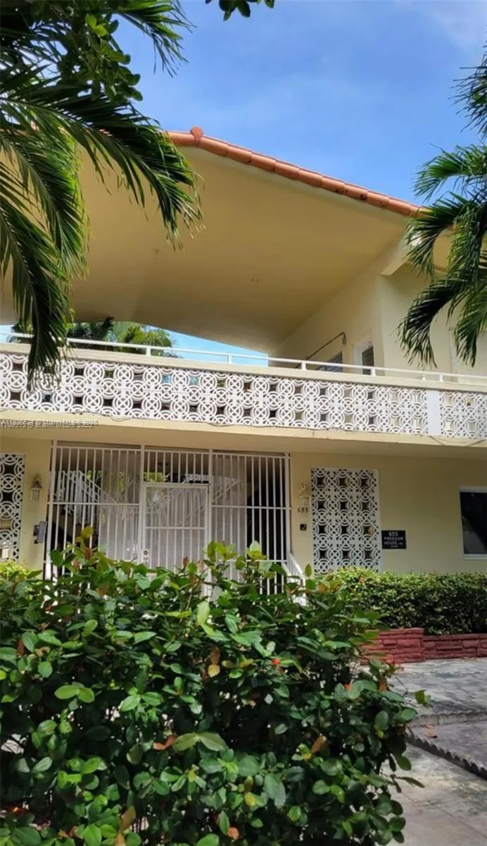 1 bath for sale at 655 Meridian Ave # 2, Miami Beach FL 33139