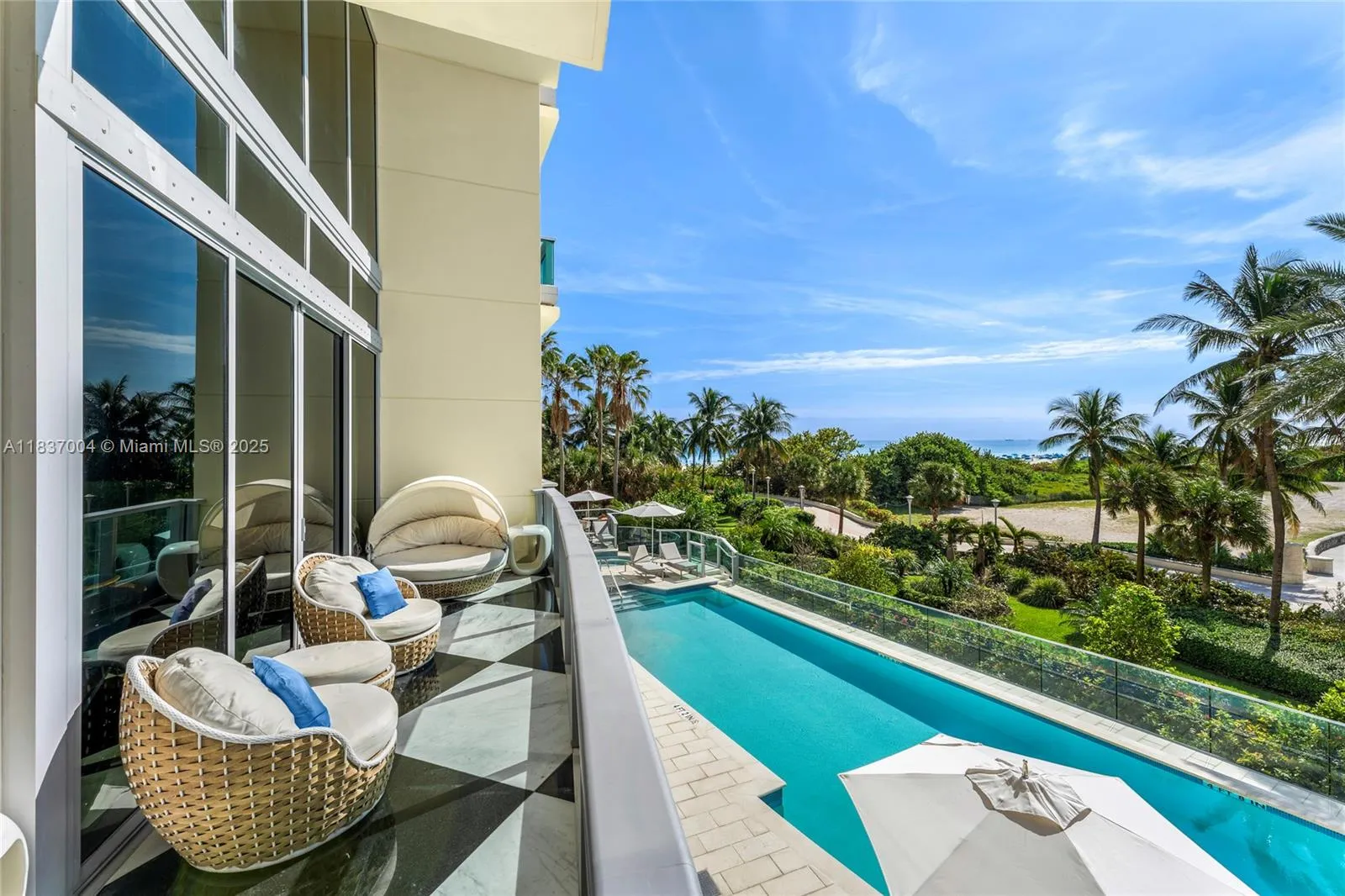 1455 Ocean Dr # 01, Miami Beach FL 33139