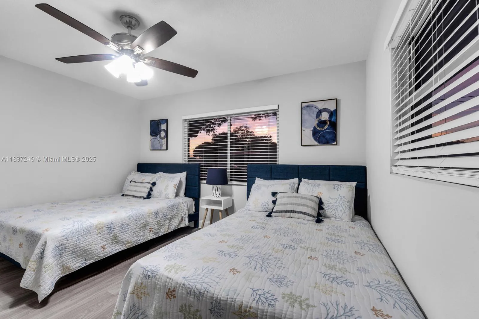 809 E Glen oak, Clearwater FL 33759