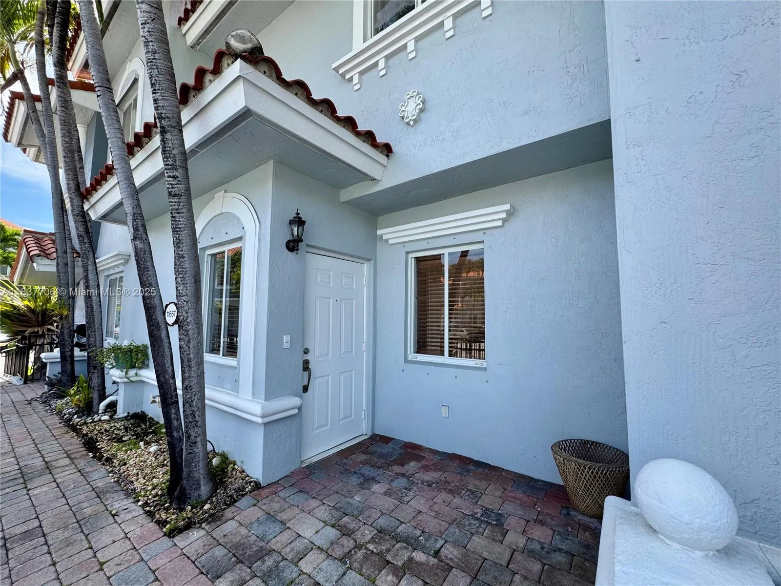 11667 NE 18th Dr # 11667, North Miami FL 33181