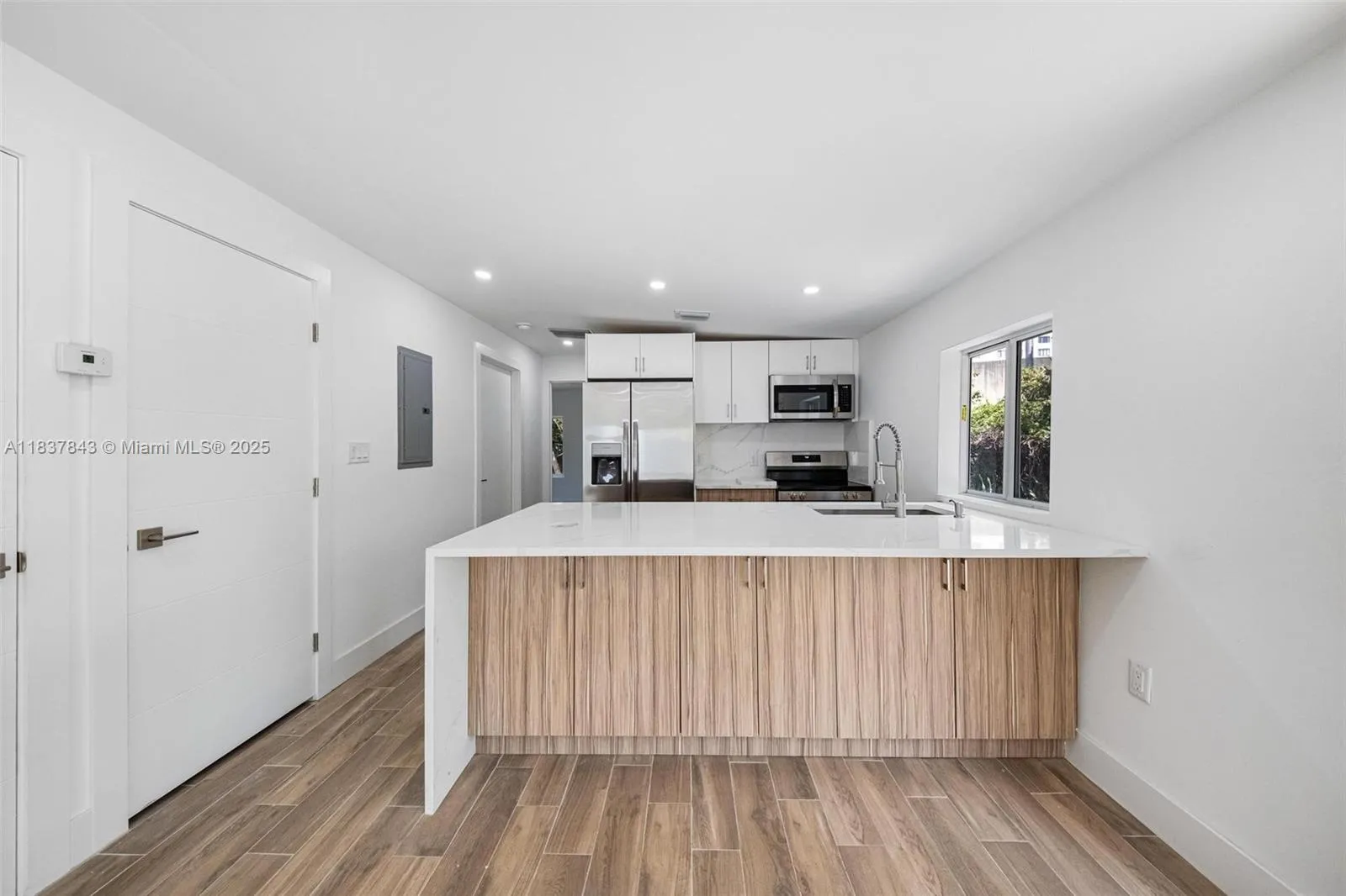 5900 NW 5th Ct, Miami FL 33127