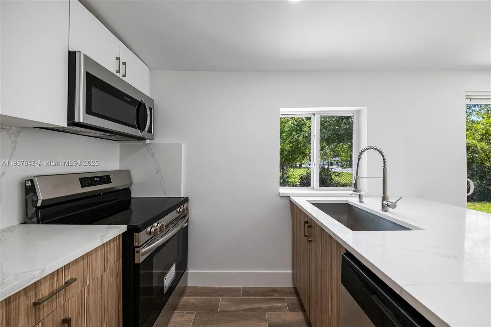 5900 NW 5th Ct, Miami FL 33127