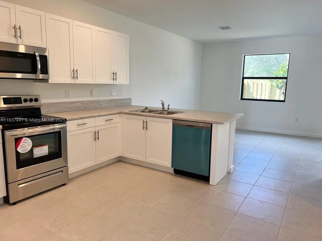 24480 SW 119th Pl, Homestead FL 33032