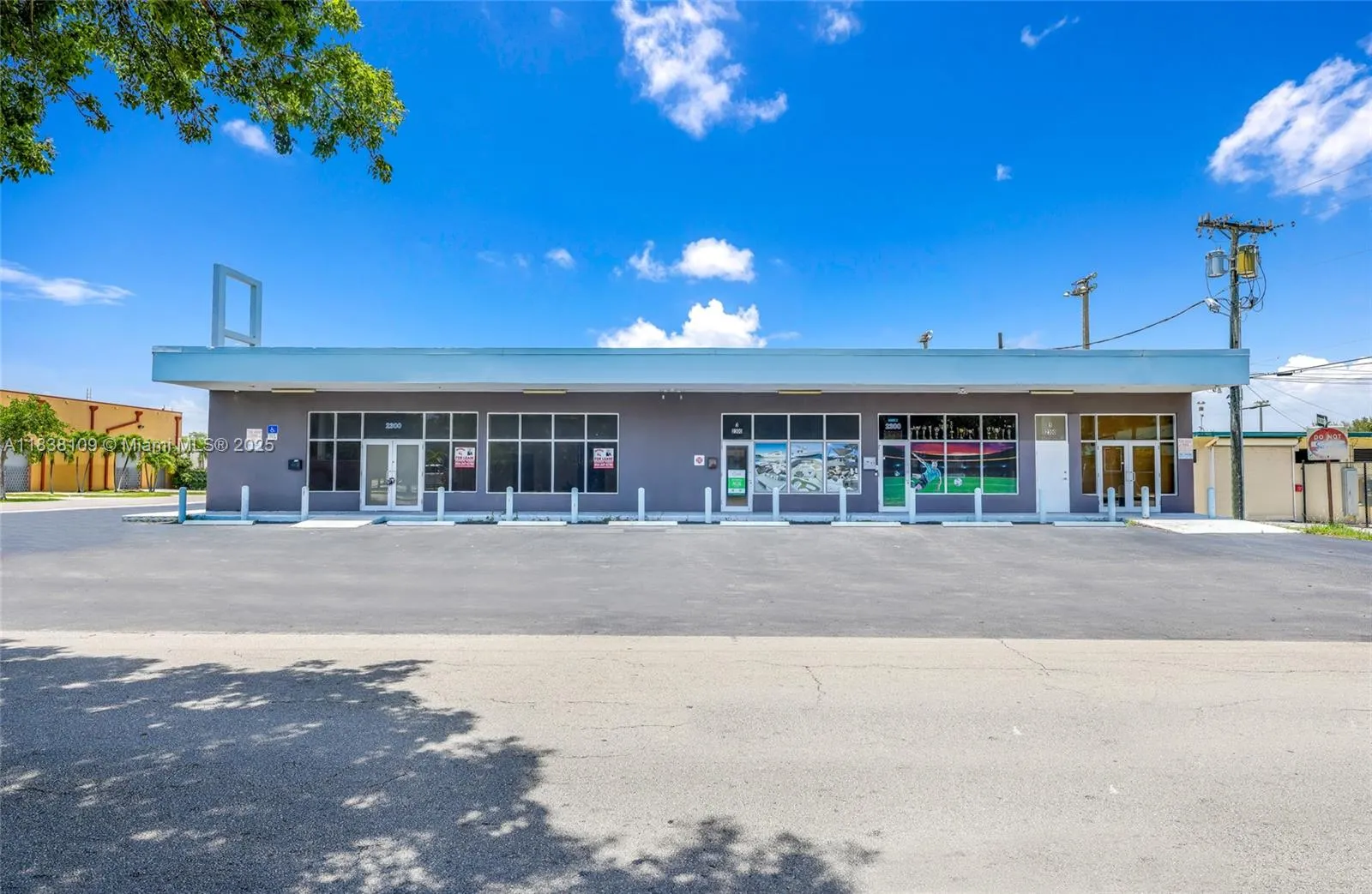 for sale at 2300 N 23rd Ave, Hollywood FL 33020