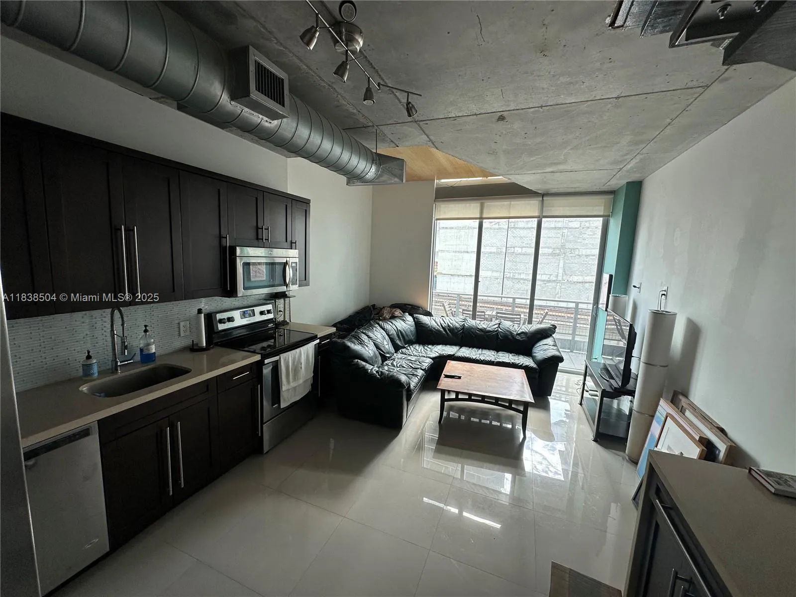 690 SW 1st Ct # 1010, Miami FL 33130