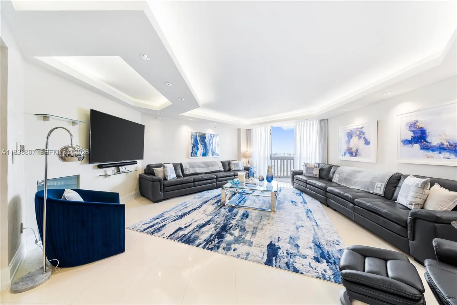 2000 Island Blvd # 2409, Aventura FL 33160