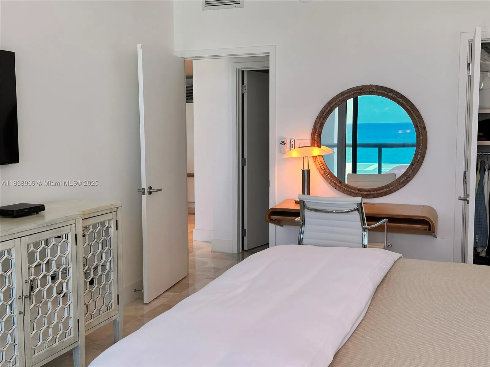 6799 Collins Ave # 804, Miami Beach FL 33141