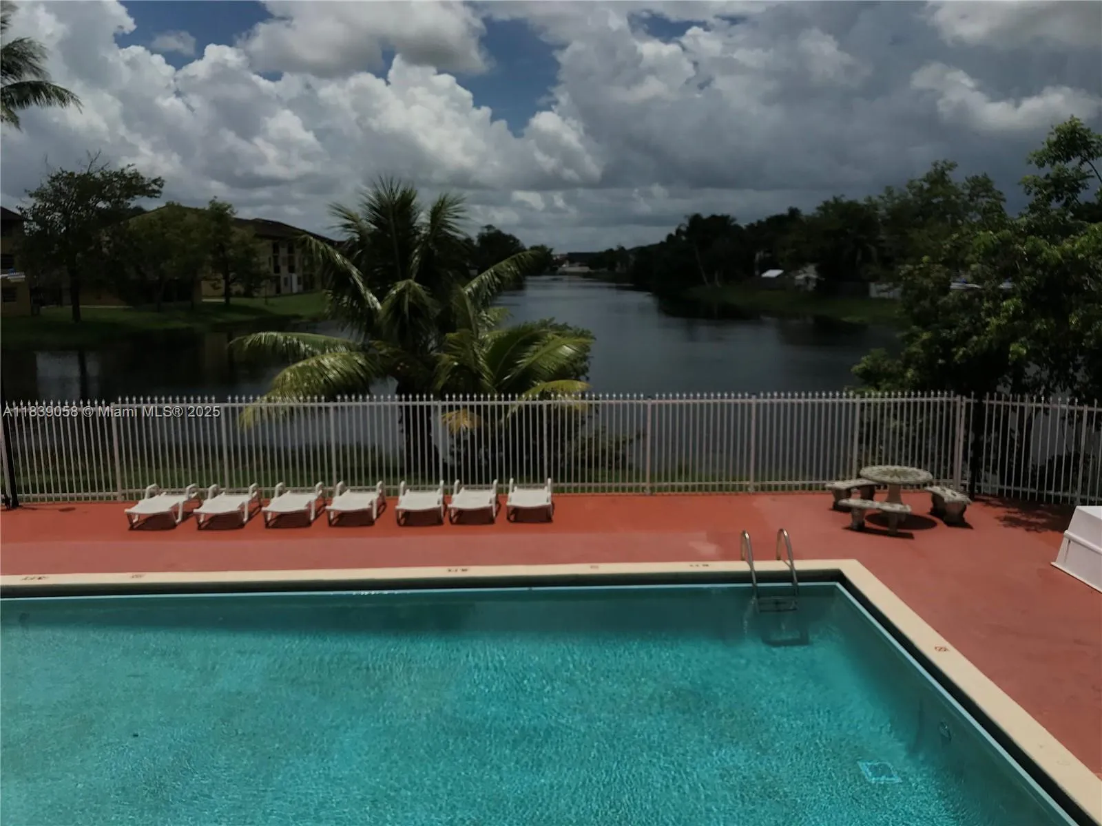 15481 SW 81st Cir Ln # 712, Miami FL 33193