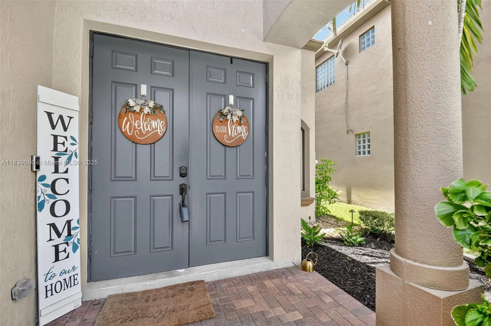 1086 Grove Park Cir, Boynton Beach FL 33436