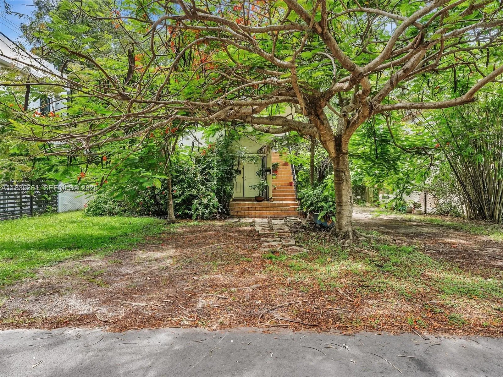 3210 E Elizabeth St, Miami FL 33133