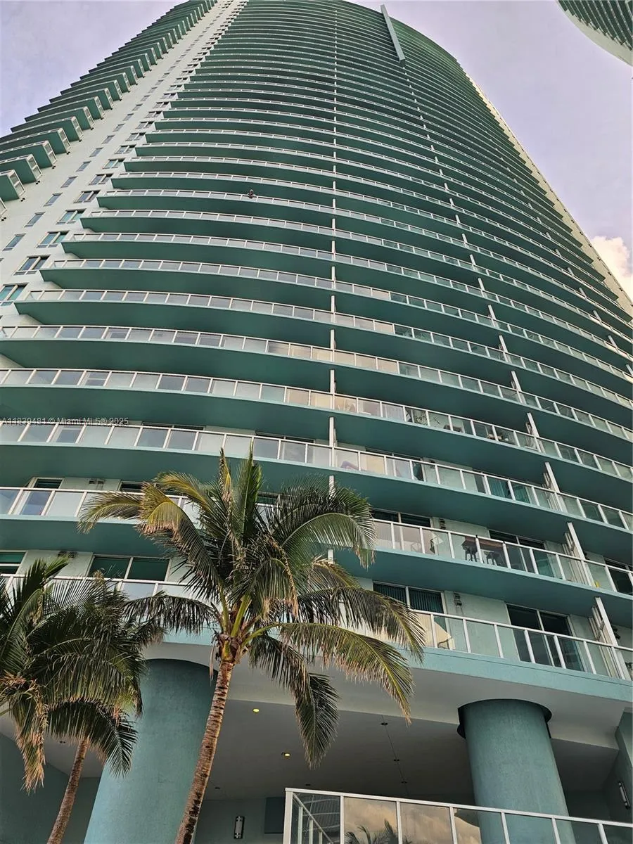 1900 N Bayshore Dr # 1803, Miami FL 33132