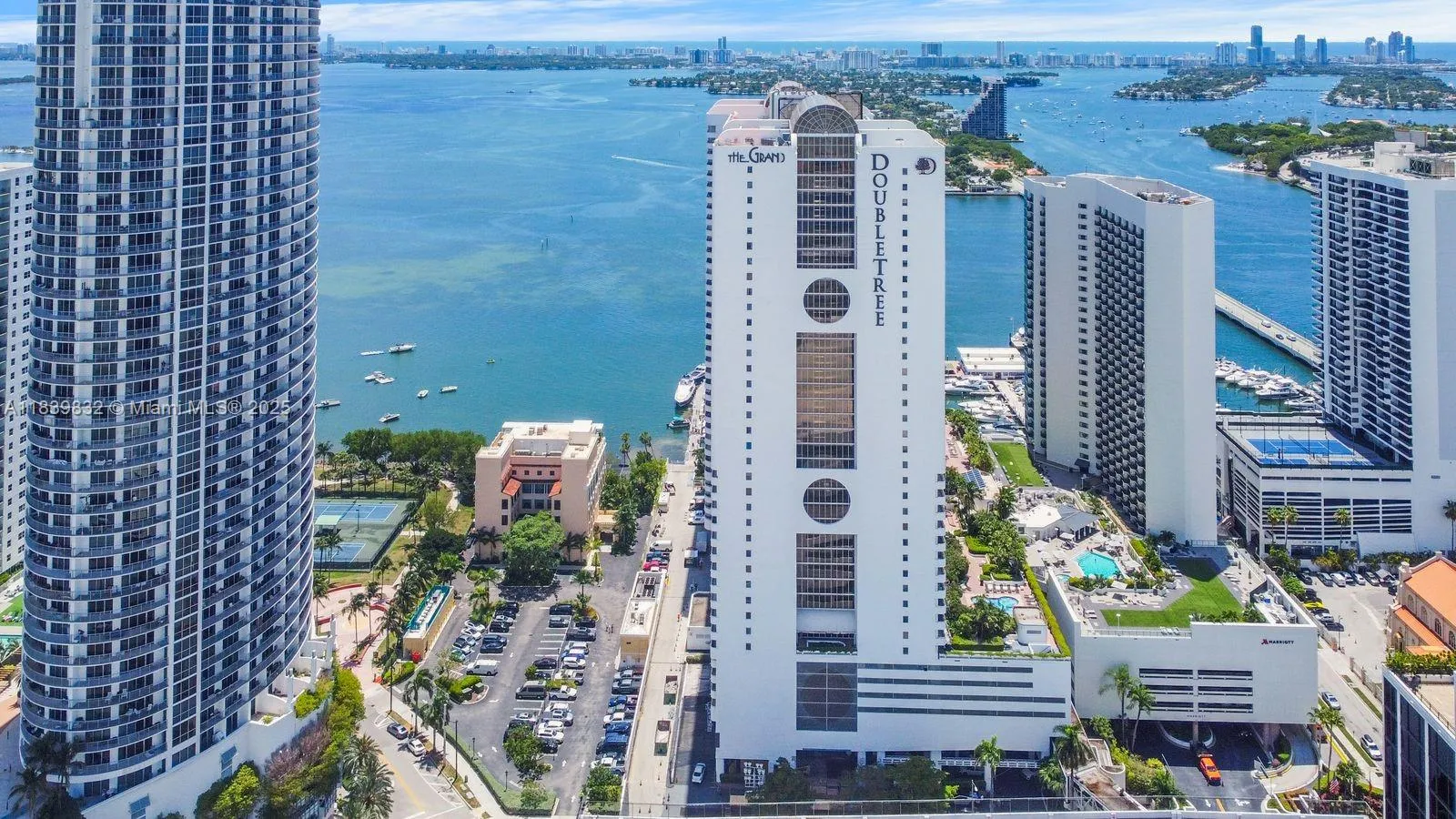 1717 N Bayshore Dr # 2635, Miami FL 33132