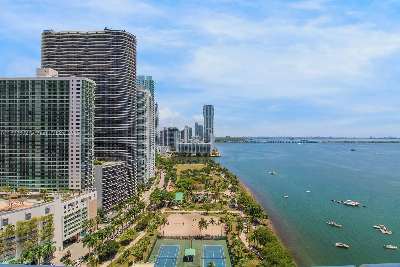1717 N Bayshore Dr # 2635, Miami FL 33132