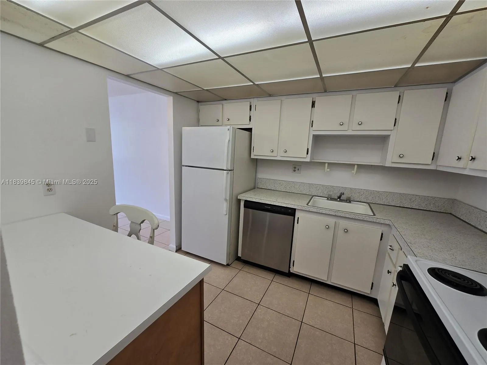 2731 Taft St # 102, Hollywood FL 33020