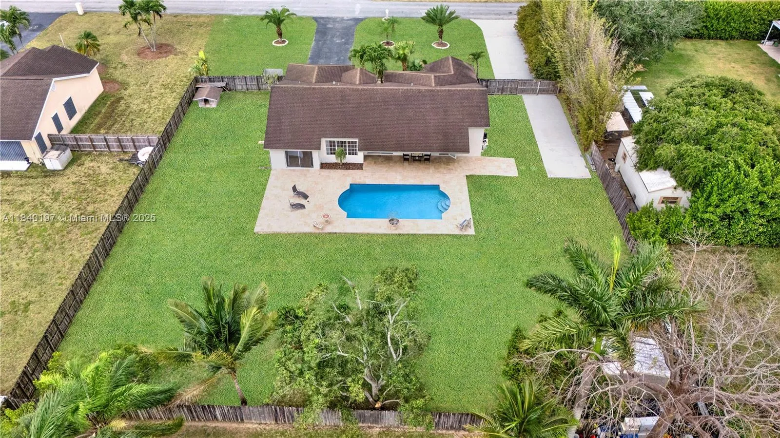 4 bedroom 2 bath for sale at 1641 NW 15th Ave, Homestead FL 33030