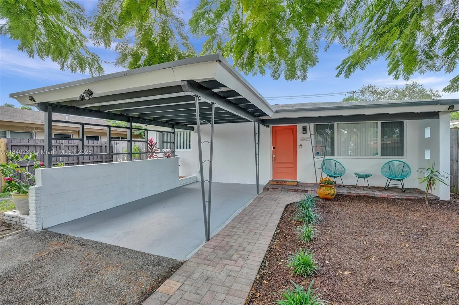 1605 NW 7th Ter, Fort Lauderdale FL 33311