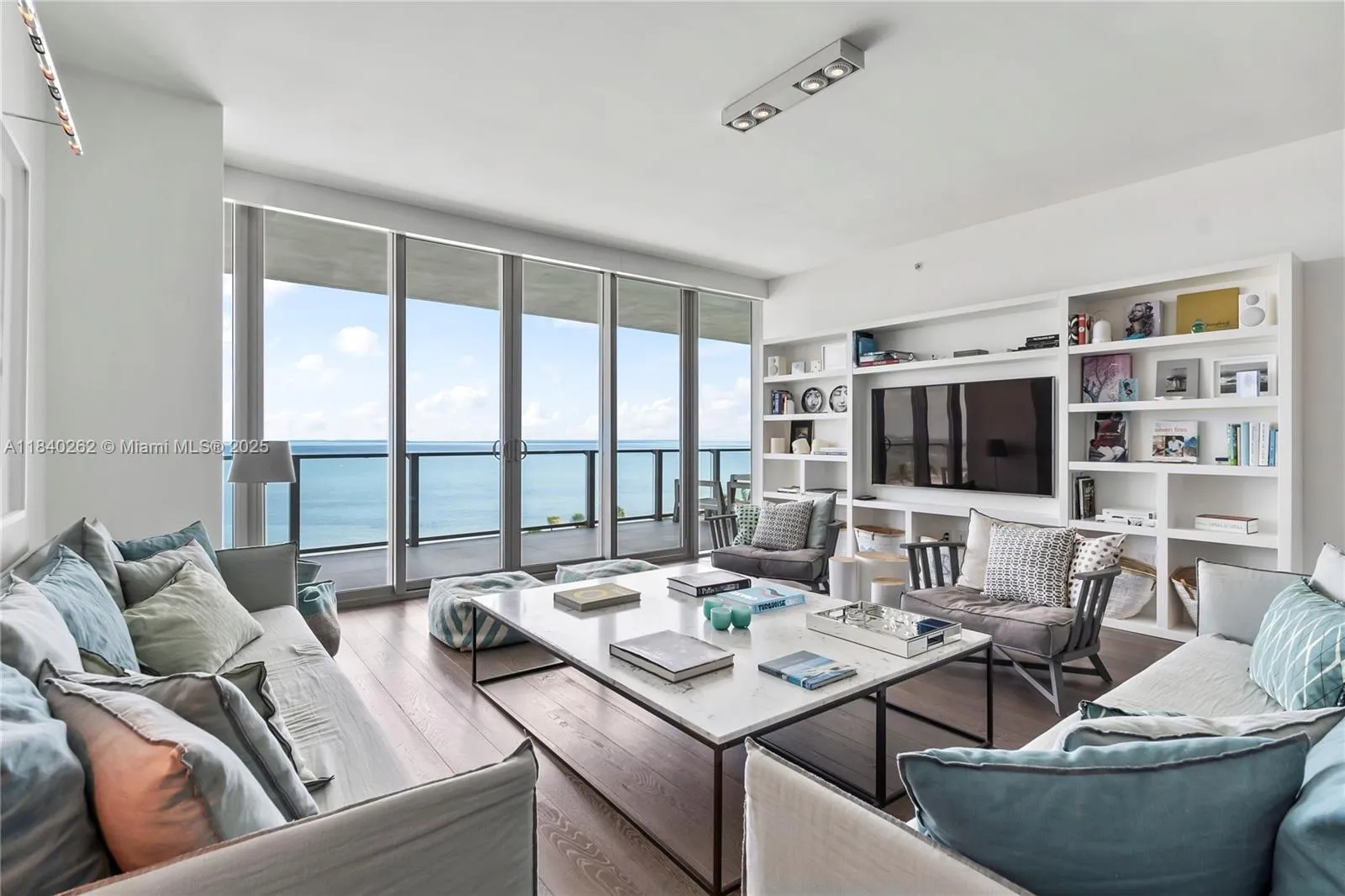360 Ocean Dr # 704S, Key Biscayne FL 33149