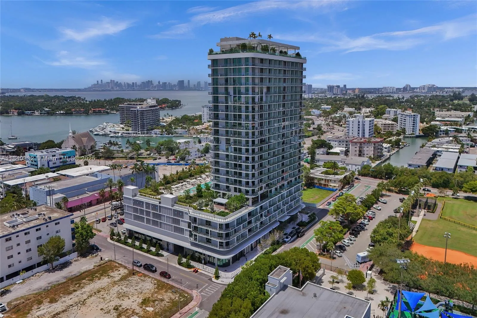 580 72nd St # 1208, Miami Beach FL 33141