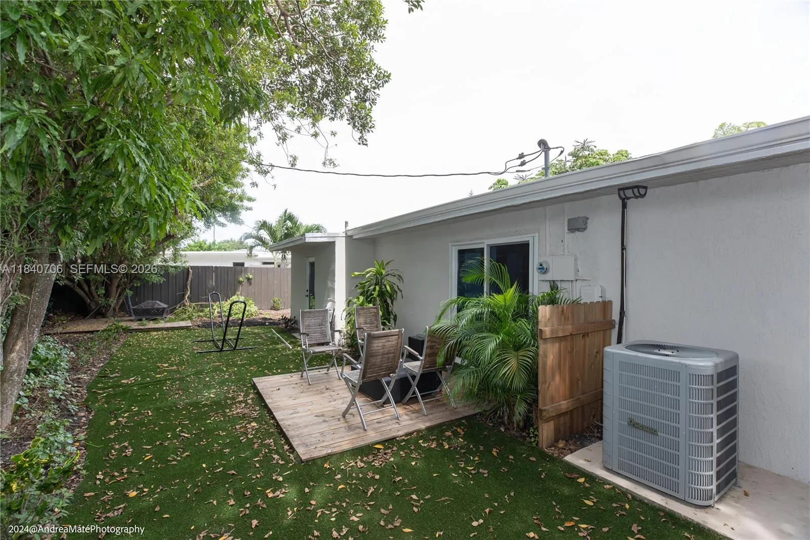 5901 NE 4th Ave # 1, Oakland Park FL 33334