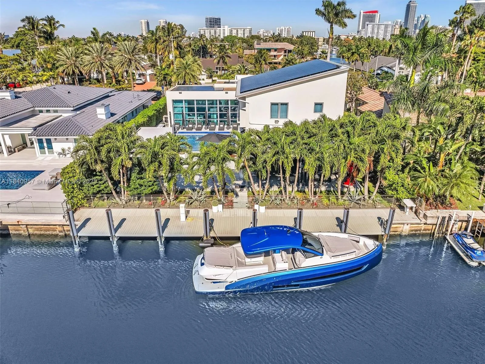 5 bedroom 4 bath for sale at 307 Holiday Dr, Hallandale Beach FL 33009