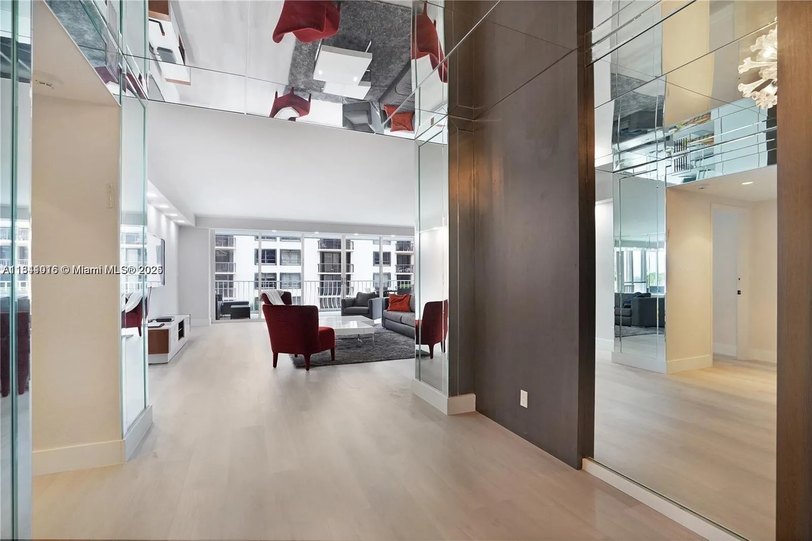 10155 Collins Ave # 406, Bal Harbour FL 33154