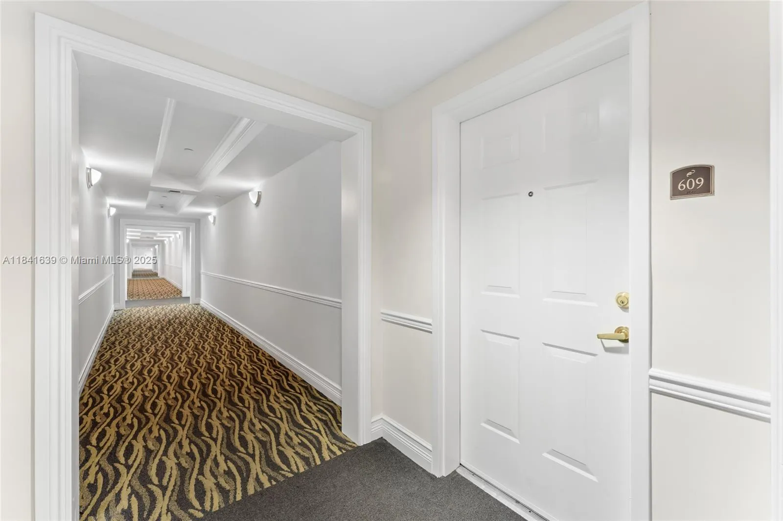 4100 Salzedo St # 609, Coral Gables FL 33146