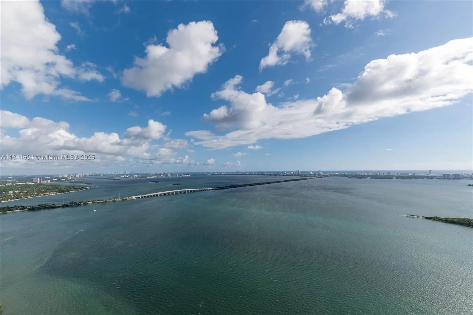 3 bedroom 3 bath for sale at 700 NE 24 ST # 5005, Miami FL 33137