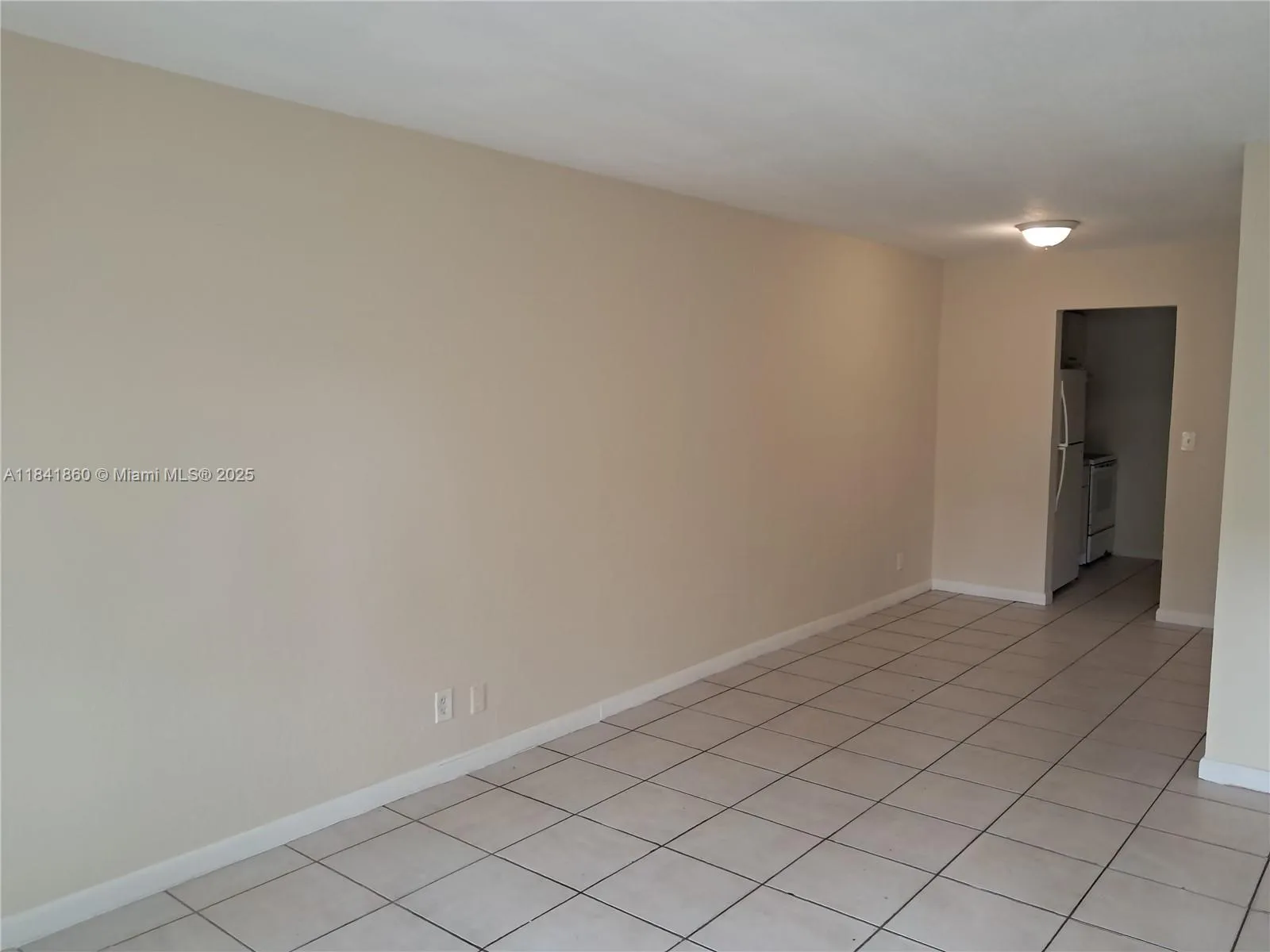 3 bedroom 2 bath for sale at 2511 NW 39th Ter # 104, Lauderdale Lakes FL 33311