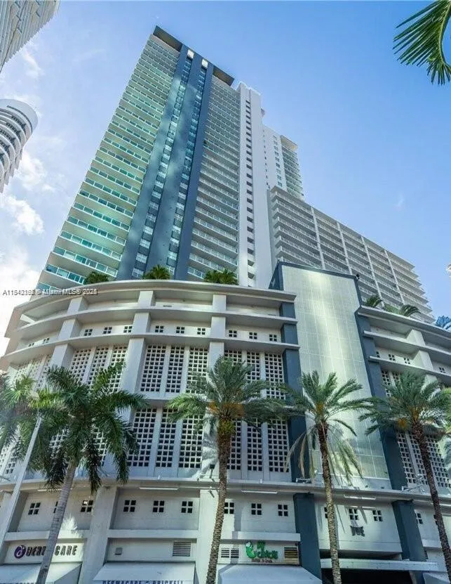2 bedroom 2 bath for sale at 1250 S Miami Ave # 2006, Miami FL 33130