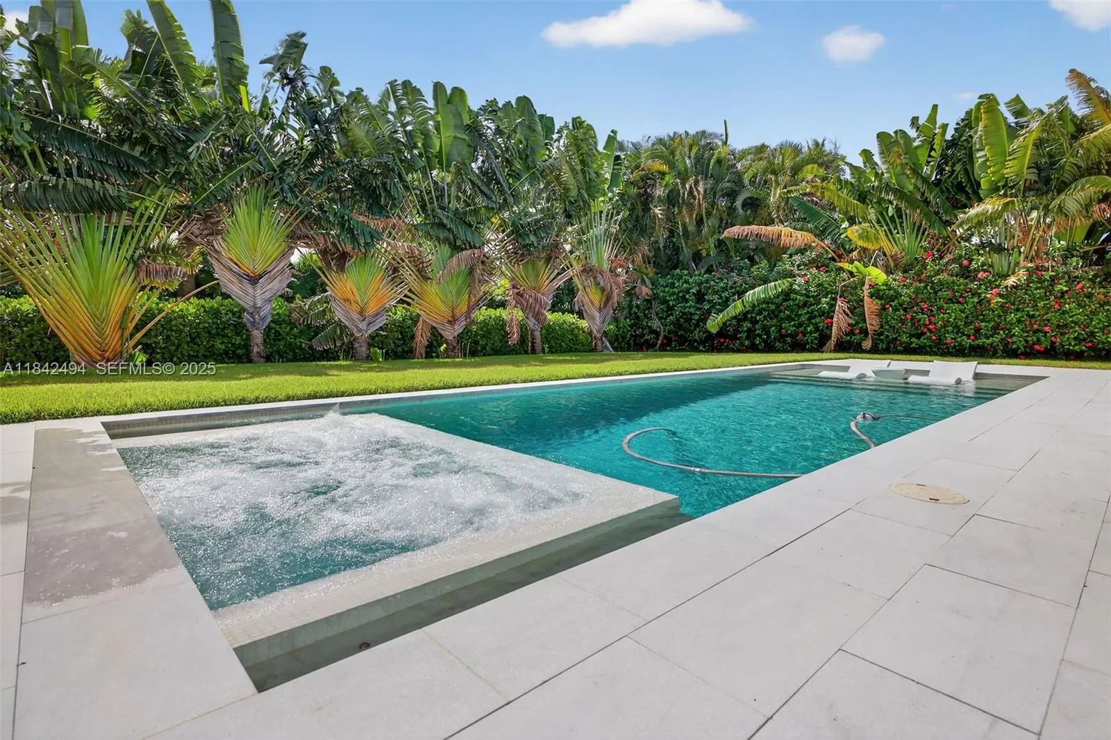 1001 Diplomat Pkwy, Hallandale Beach FL 33009