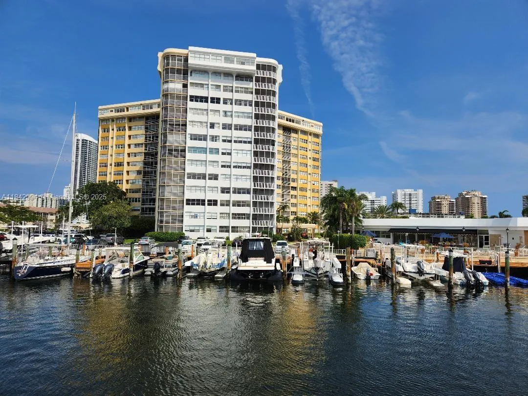 1 bedroom 1 bath for sale at 100 Golden Isles Dr # 501, Hallandale Beach FL 33009