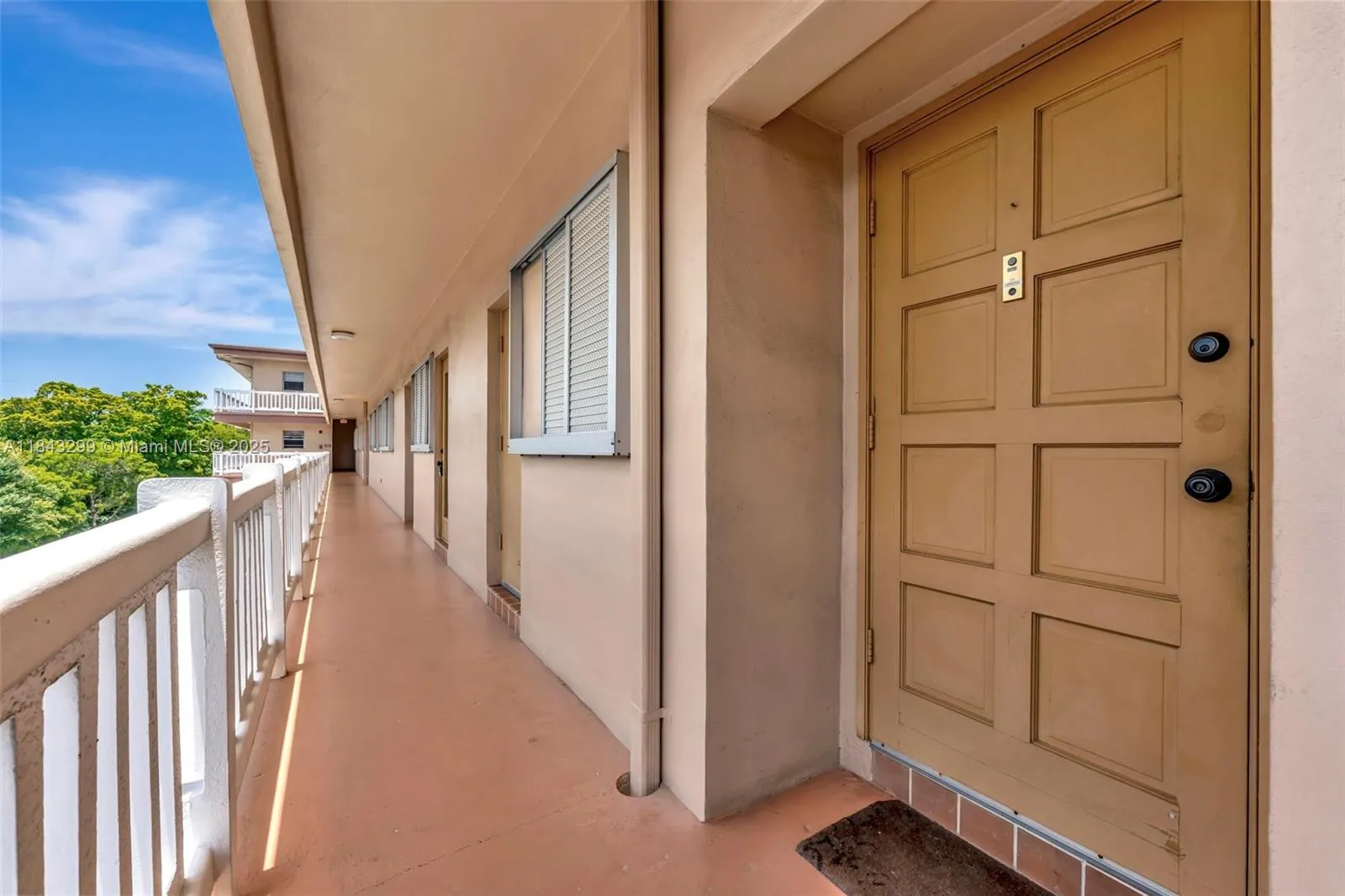 6751 Cypress Rd # 306, Plantation FL 33317