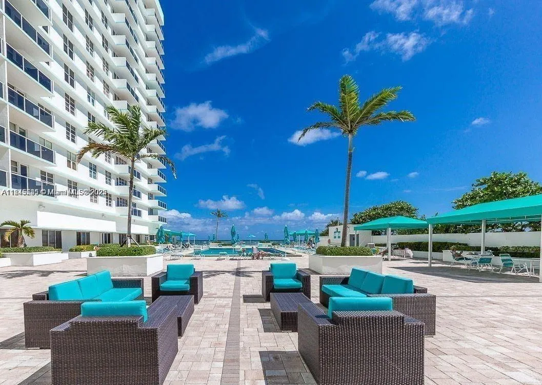 3725 S Ocean Dr # 415, Hollywood FL 33019