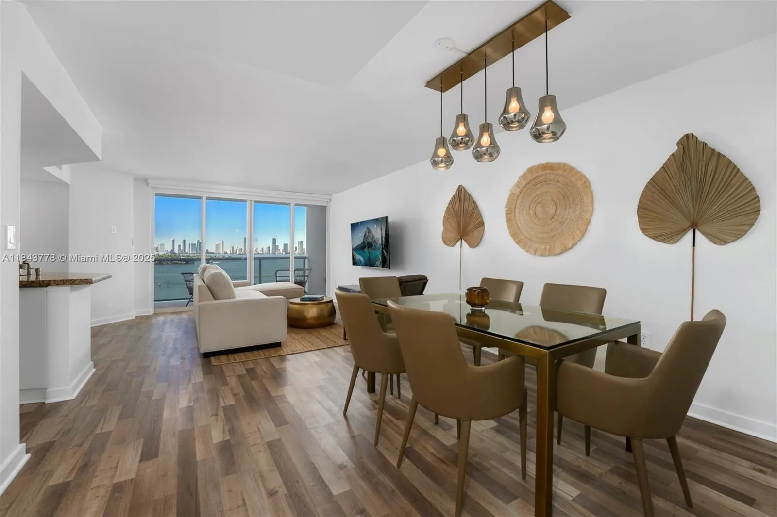 1800 Sunset Harbour Dr # 1208, Miami Beach FL 33139