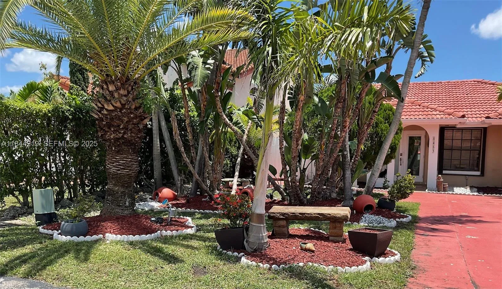 8453 NW 189 Street Rd, Hialeah FL 33015