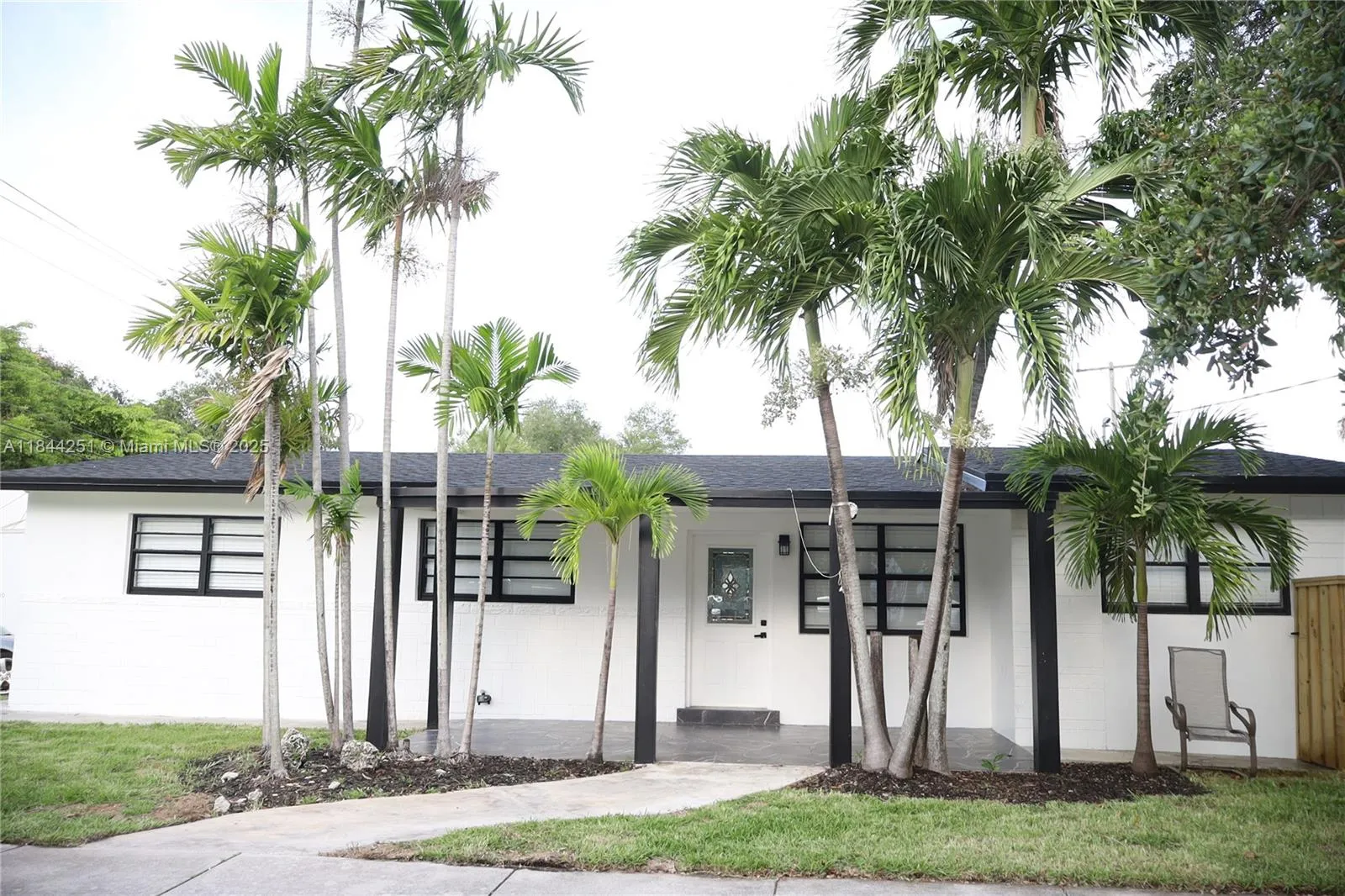 3955 SW 69th Ave, Miami FL 33155