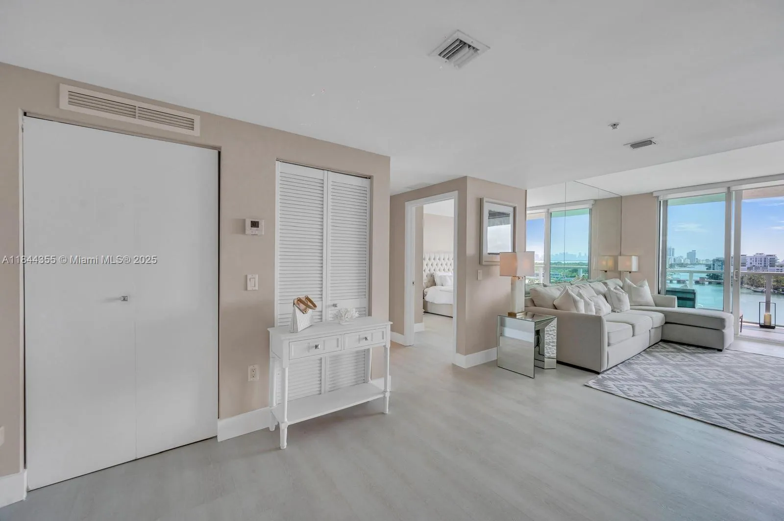 6700 Indian Creek Dr # 1404, Miami Beach FL 33141