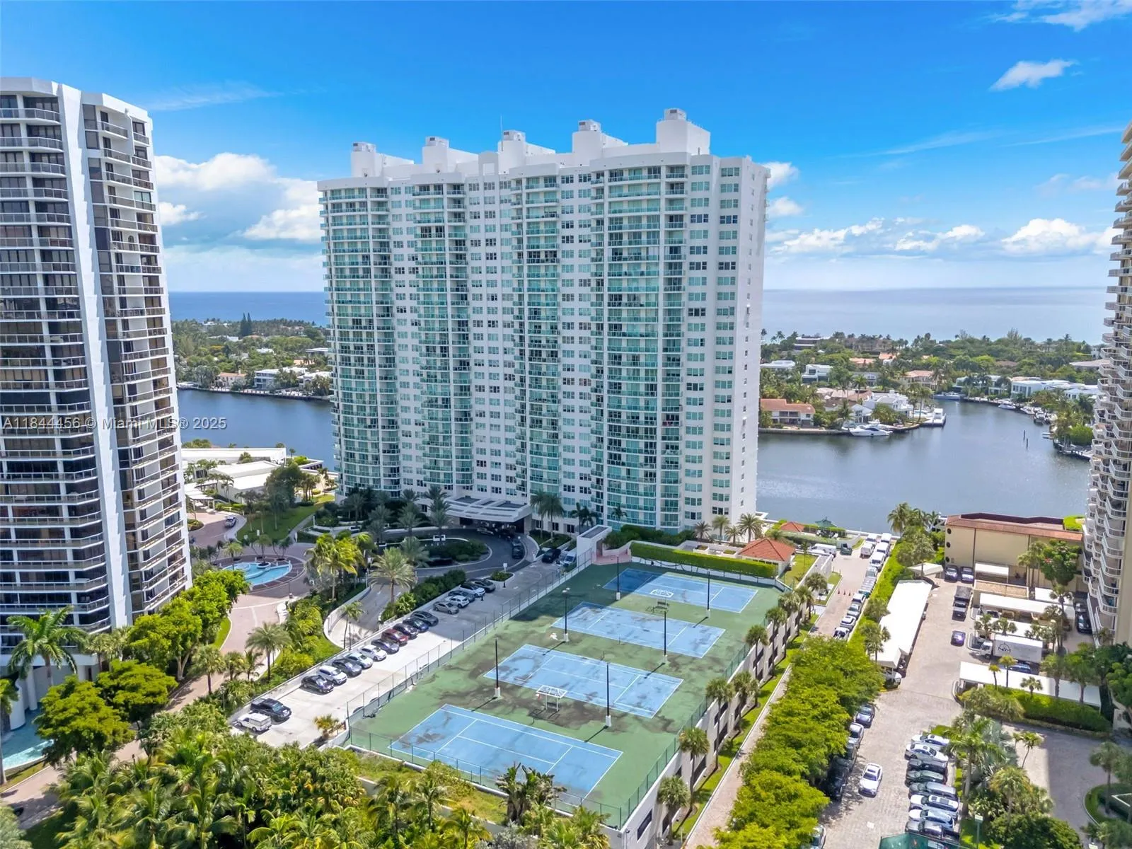 6 bedroom 7 bath for sale at 20201 E Country Club Dr # 2809, Aventura FL 33180