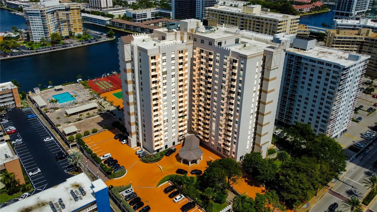 1865 S Ocean Dr # 4H, Hallandale Beach FL 33009